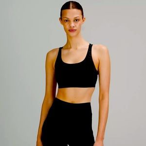 Lululemon Sports Bra - Energy Bra